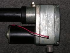 Actuator SAGINAW CHANNEL MASTER 24 palec reed sensor pohlad z boku c1