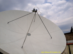 dxsatcs-how-to-choose-the-best-lnb-for-your-satellite-system-john-milonas-paraclipse-hydro-230-cm-03