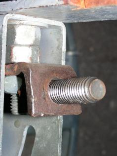 f05 detail na miesto mozneho uchytenia klbu z tiahloveho motora c2