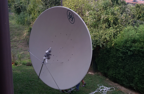 02_dish_current_revolver-580x380px-first-n